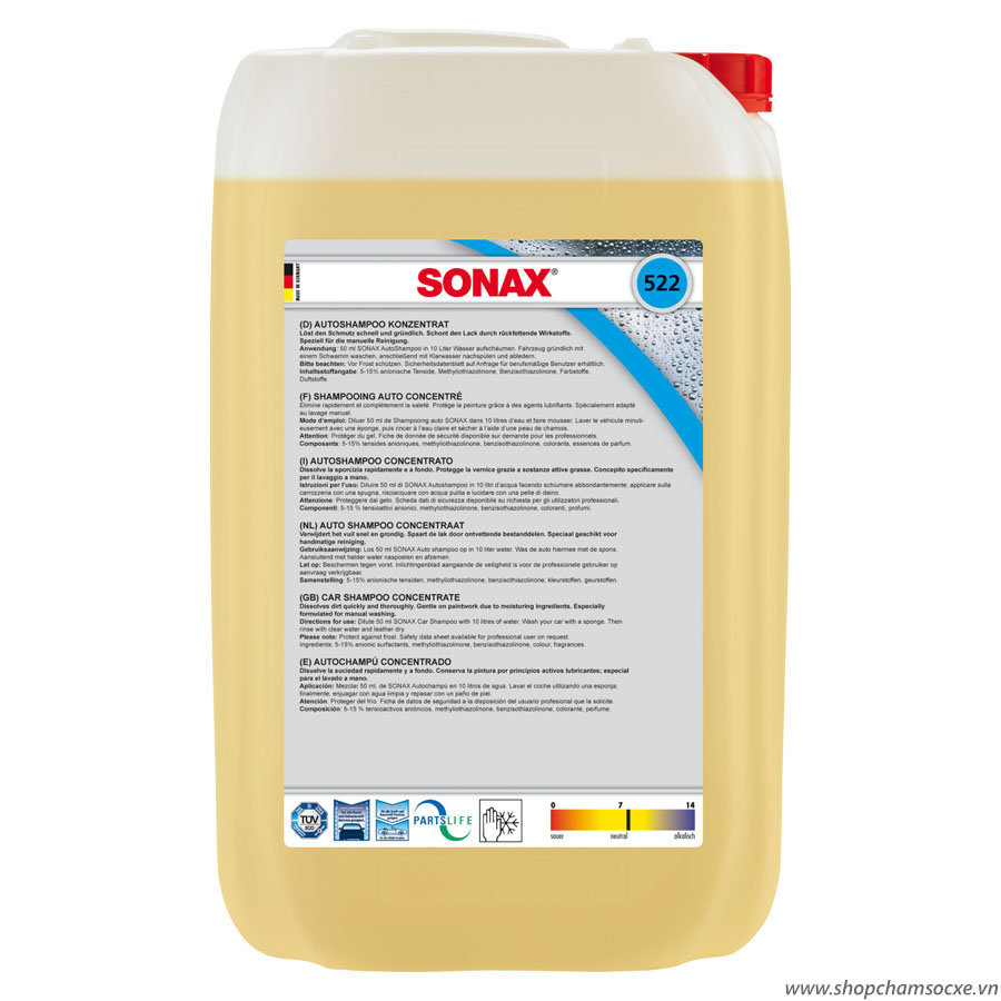 xa-phong-rua-xe-bong-loang-dam-dac-cho-dich-vu-ty-le-1200---sonax-gloss-shampoo-concentrate-1200